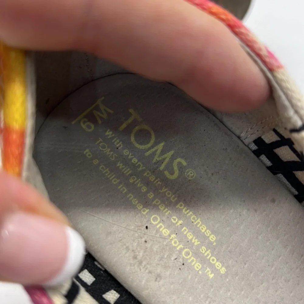 TOMS Espadrille Wedge Slip on Shoe with Peep Toe size 9